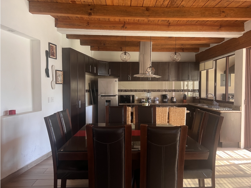 Casa en renta y venta en Avandaro — foto 2