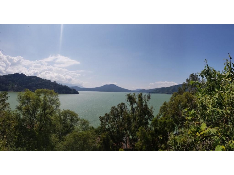 TERRENO EN VENTA EN VALLE DE BRAVO P