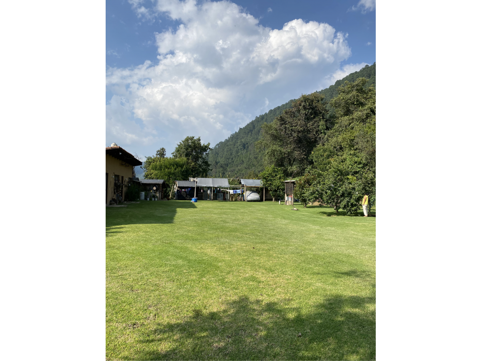 Hermosa casa con acceso a rio M - 1