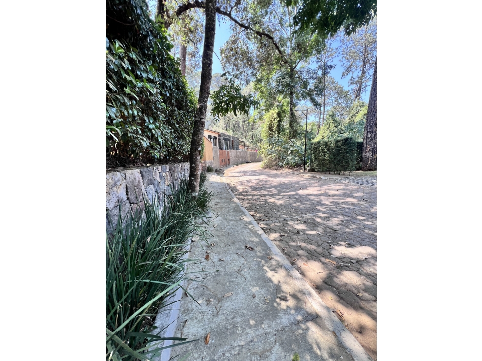 Terreno en venta en Avandaro cerca del club de golf - 1