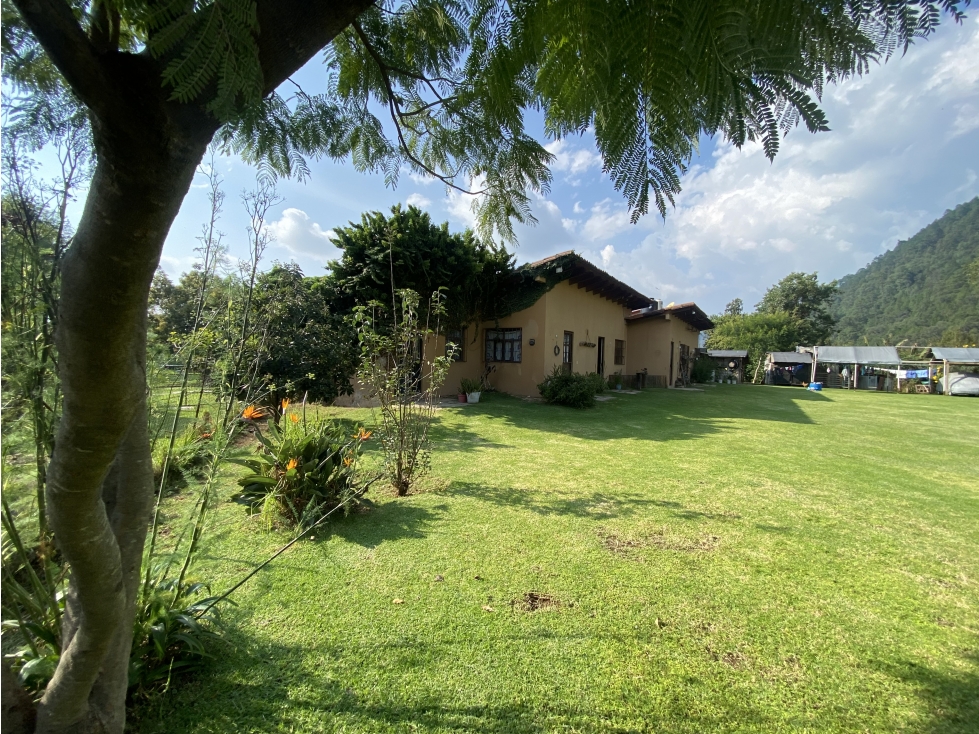 Hermosa casa con acceso a rio M - 3