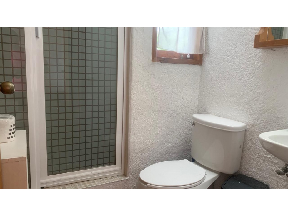 CASA EN RENTA AMUEBLADA, VALLE DE BRAVO A — foto 4
