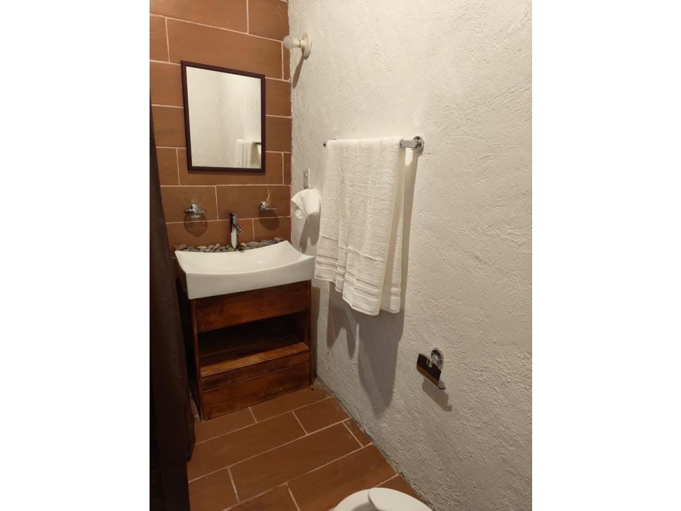 CASA EN VENTA EN VALLE DE BRAVO, ZONA CASAS VIEJAS P — foto 2