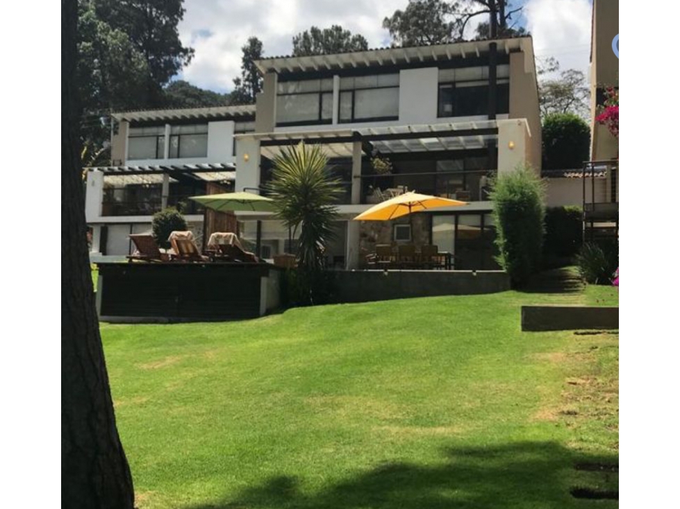 Casa en venta, zona AVANDARO