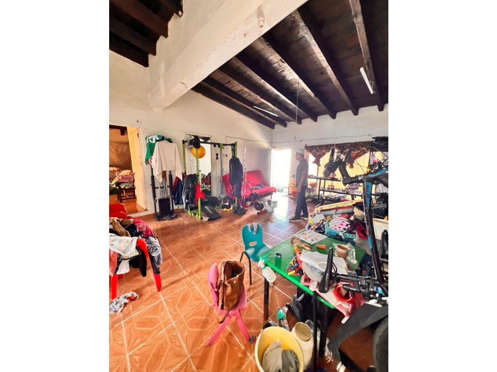 CASA EN VENTA EN VALLE DE BRAVO ZONA CENTRO ( para remodelar) P — foto 4