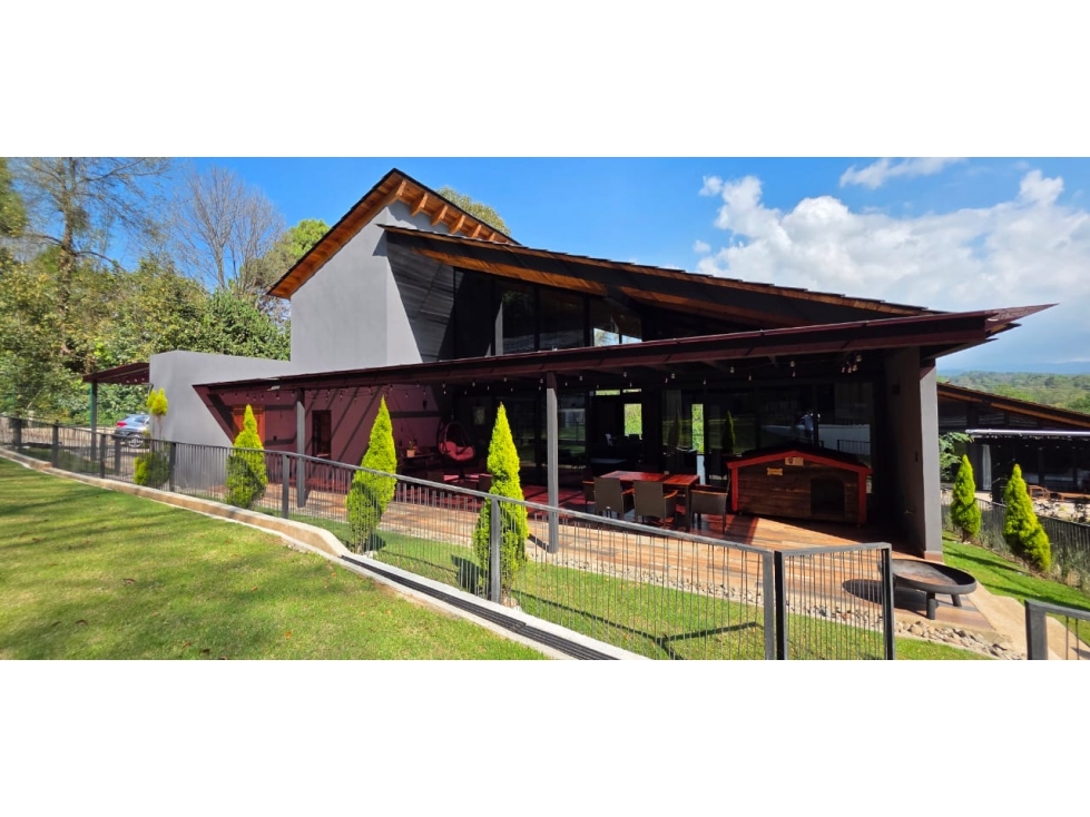 CASA EN VENTA EN VALLE DE BRAVO, ZONA ACATITLAN P — foto 5