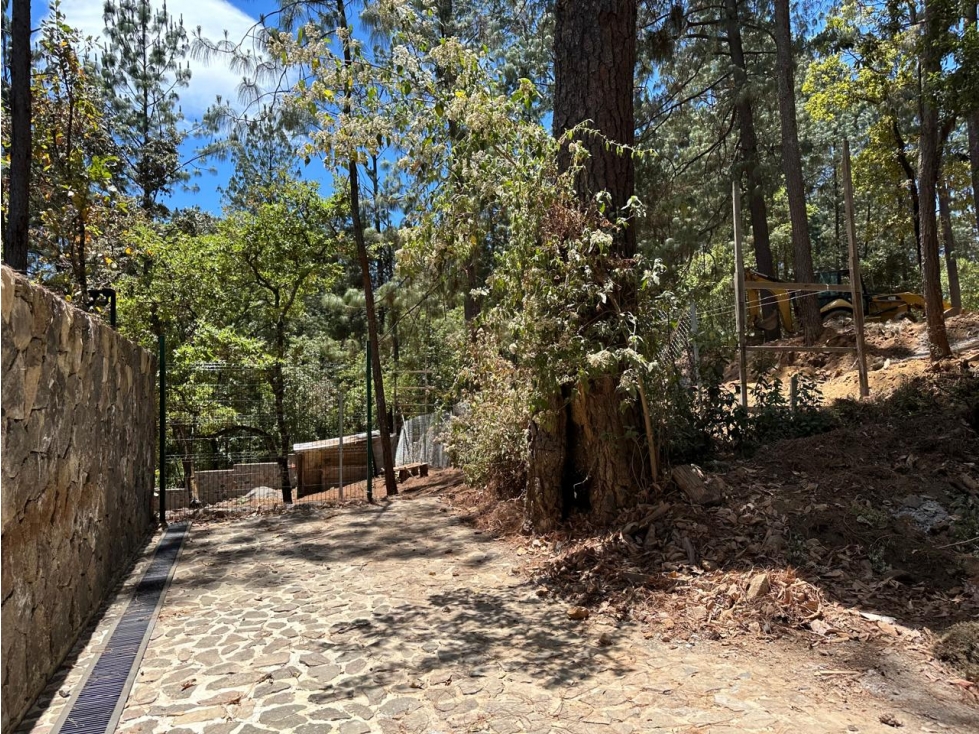 TERRENO EN VENTA POCOS COMO ESTE EN LA ZONA - 4
