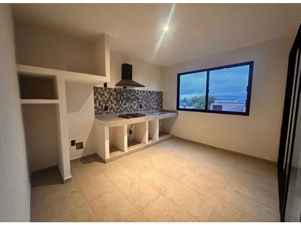 CASA TOTALMENTE NUEVA, VALLE DE BRAVO A — foto 2