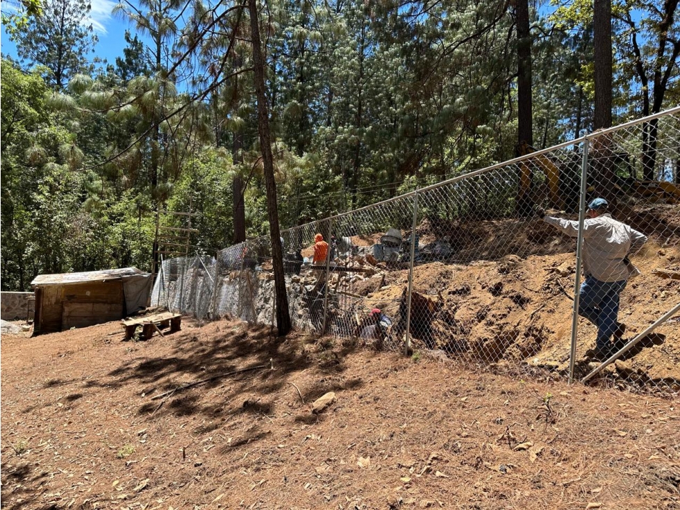 TERRENO EN VENTA POCOS COMO ESTE EN LA ZONA - 6