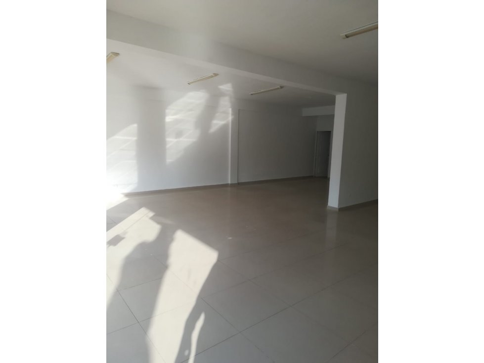 SE ARRIENDA LOCAL COMERCIAL L6 — foto 2