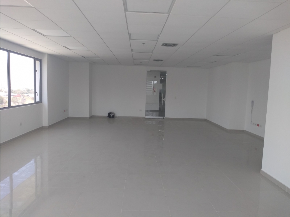 ARRIENDO O VENDO OFICINA LA CONCEPCION - BARRANQUILLA — foto 2