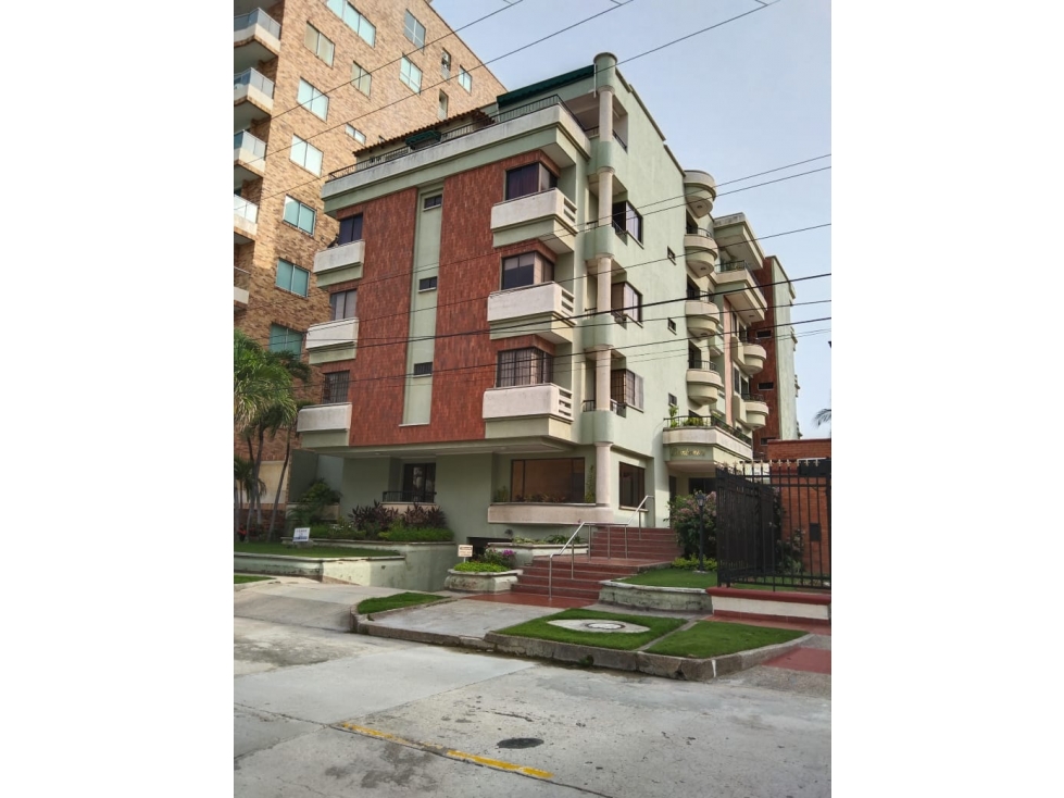 VENDO APARTAMENTO ALTOS DE RIOMAR - BARRANQUILLA