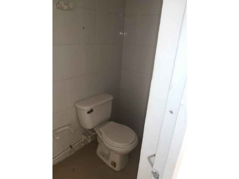 SE ARRIENDA LOCAL COMERCIAL L6 — foto 4