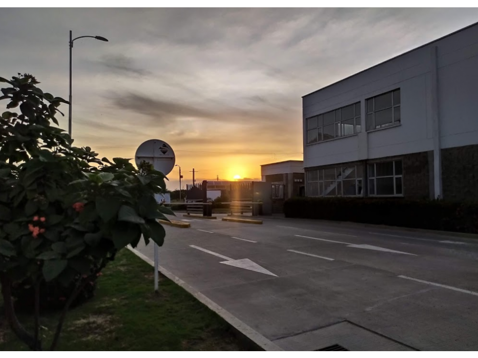 ARRIENDO BODEGA - BARRANQUILLA - 2