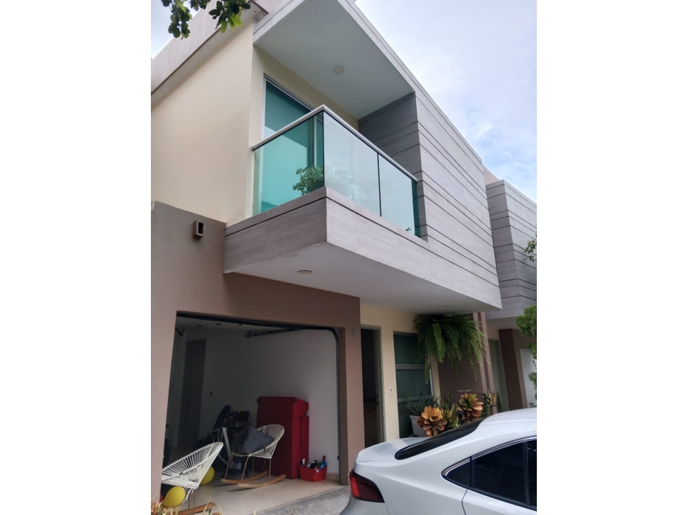 ARRIENDO O VENDO CASA VILLA CAMPESTRE - PTO COLOMBIA