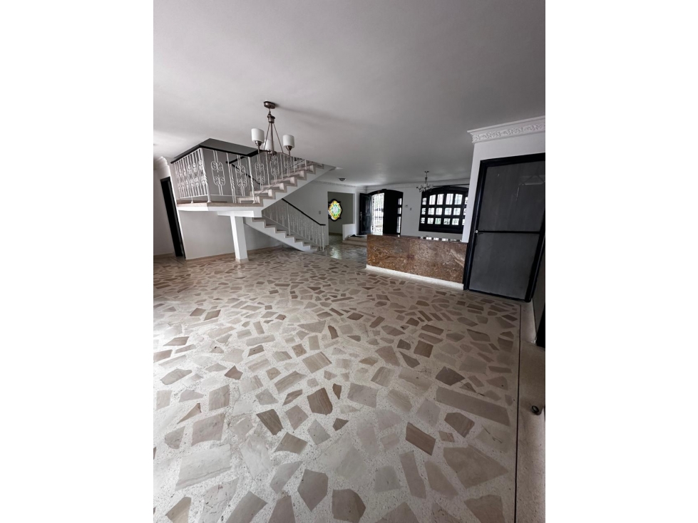 VENDO CASA ALTOS DE RIOMAR - BARRANQUILLA