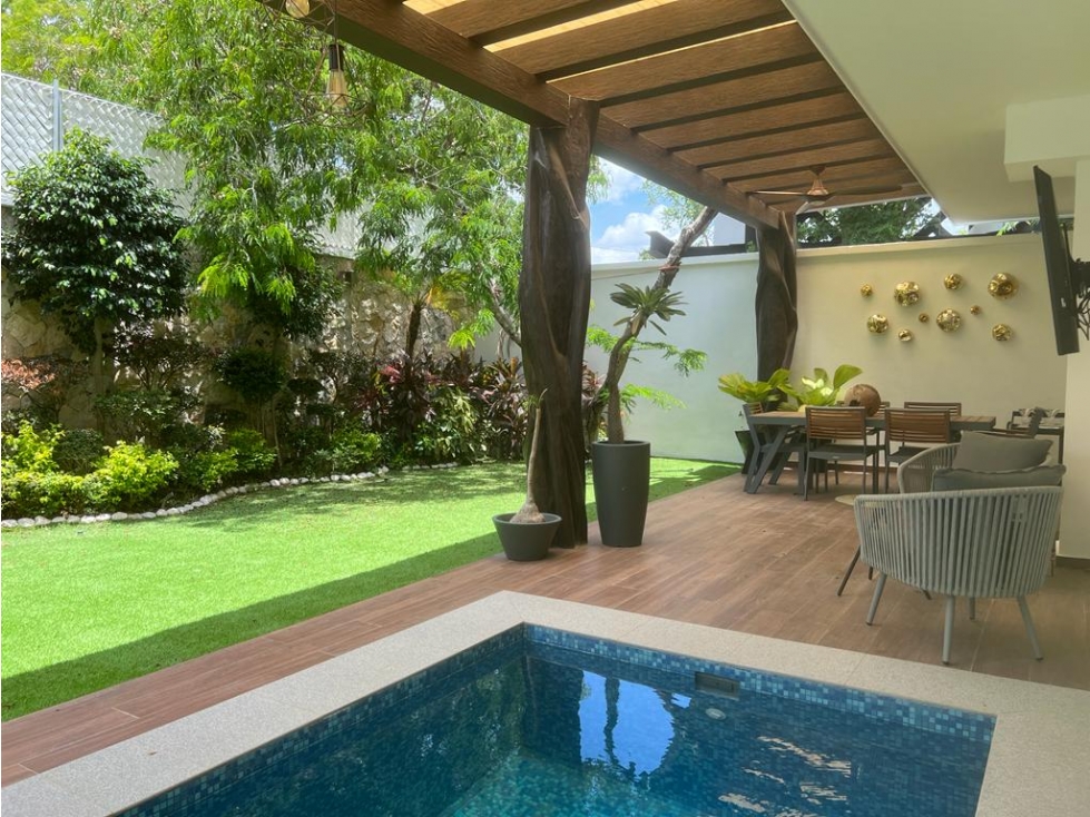 Venta de Casa en Privada, Temozón Norte