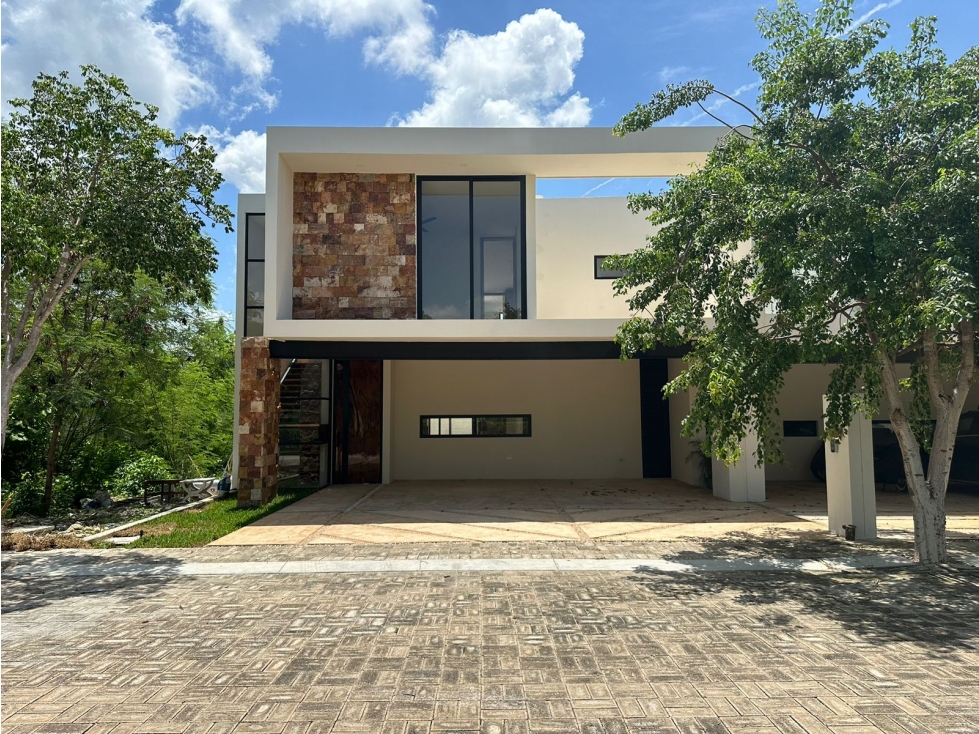 PREVENTA CASA EQUIPADA EN PRIVADA SOLUNA TEMOZON MÉRIDA - 1