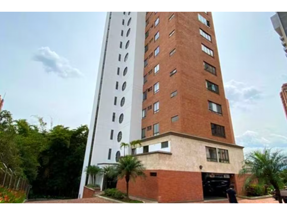 Exclusividad, amplitud y ubicación en Loma de los Parra