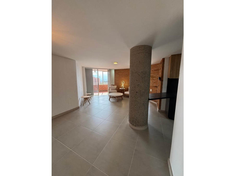 Vive con estilo en Medellín Apartamento moderno y reformado de 80 m² — foto 2