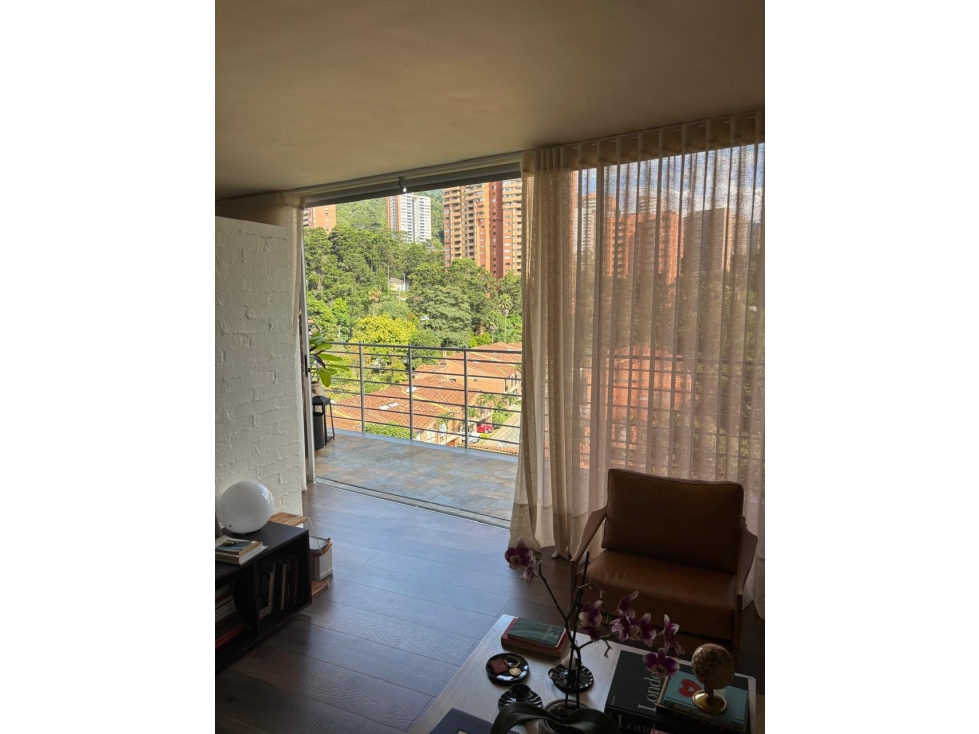 Apartamento Amoblado en la mejor zona del poblado — foto 3