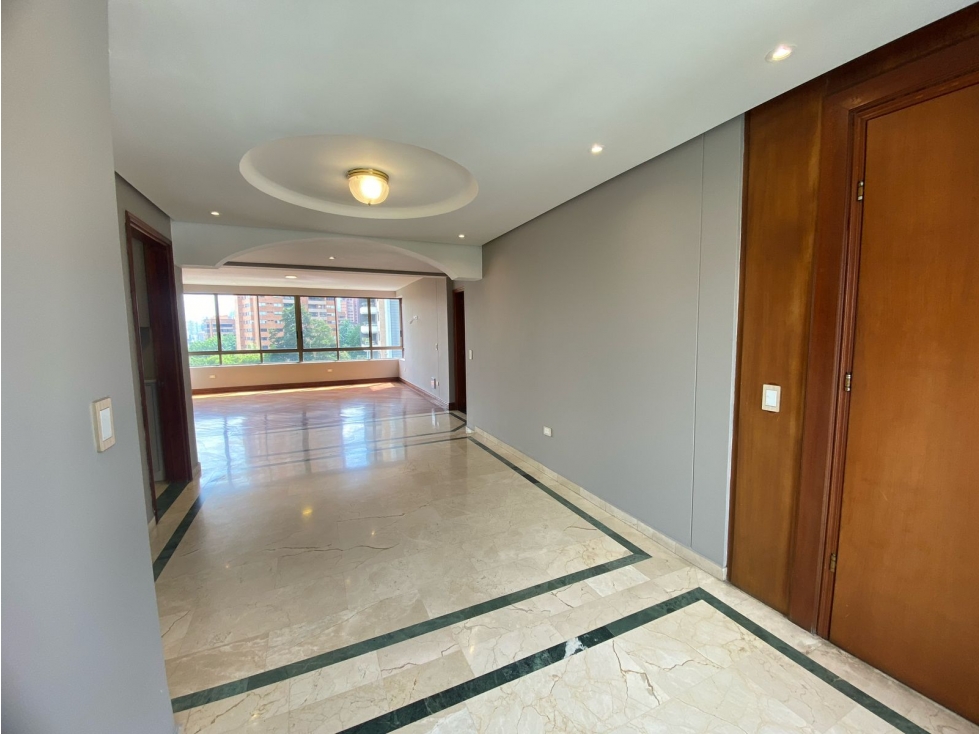 Exclusividad, amplitud y ubicación en Loma de los Parra — foto 5