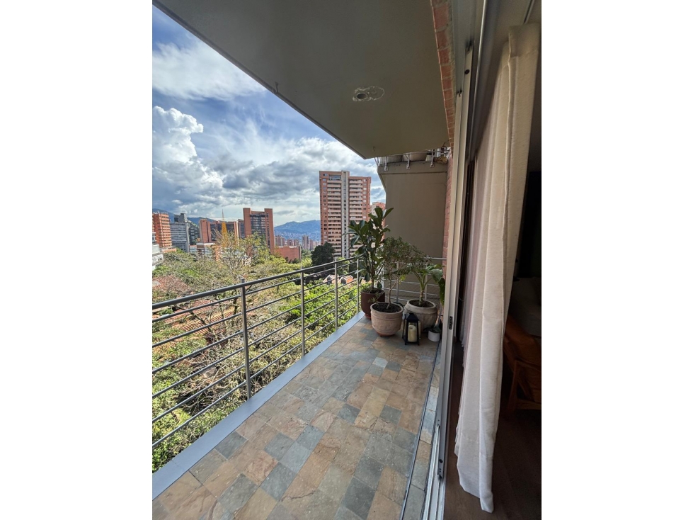 Apartamento Amoblado en la mejor zona del poblado — foto 4