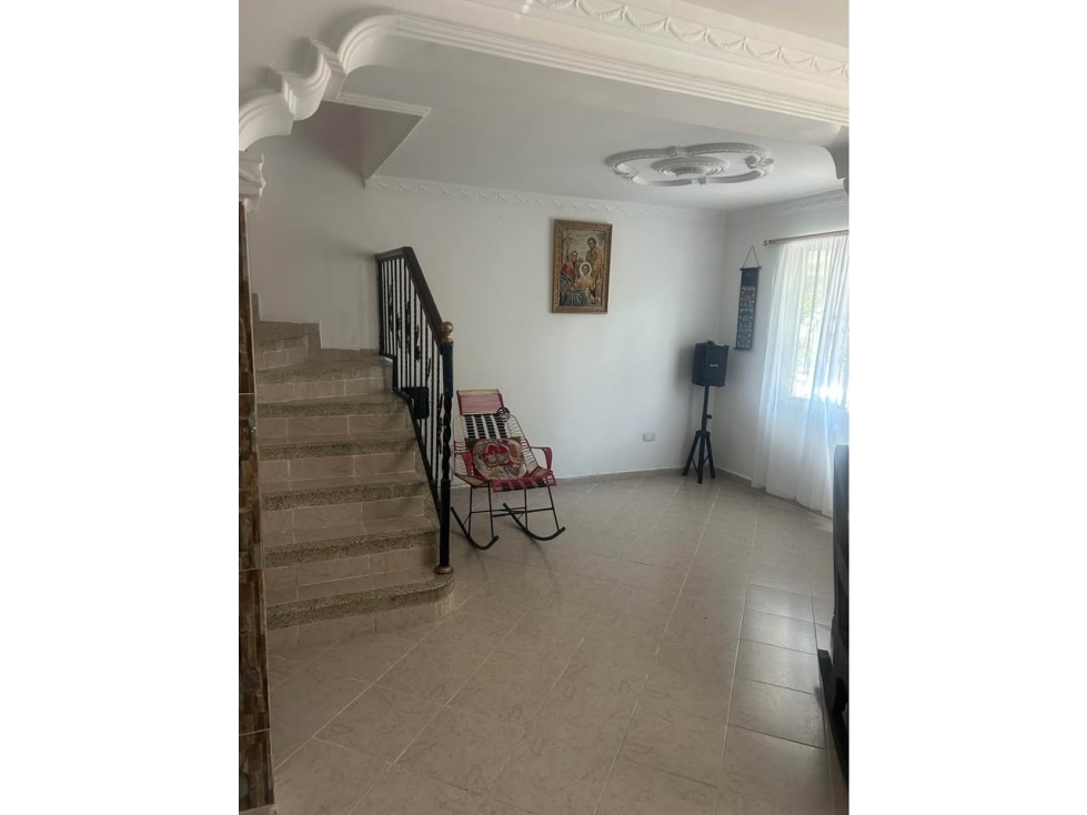 SE VENDE HERMOSA CASA EN PASEO CATAÑULA/PIEDECUESTA — foto 3