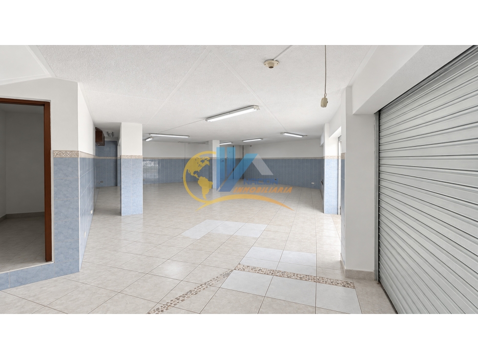 SE ARRIENDA LOCAL COMERCIAL EN DIAMANTE 2 DE 130M2 - 3