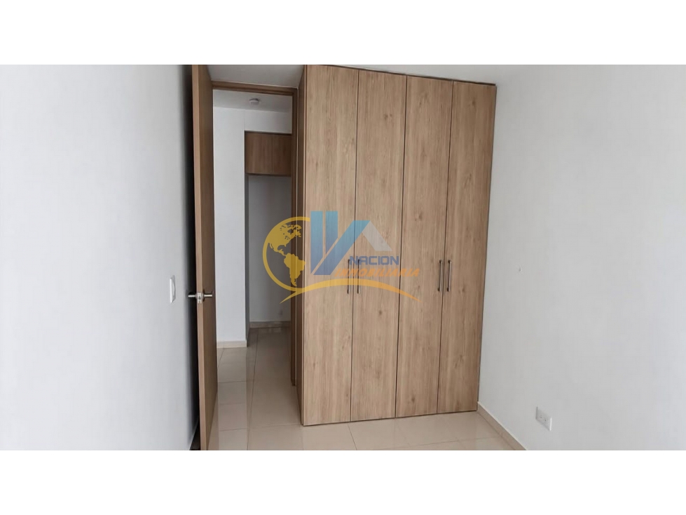 SE VENDE HERMOSO APTO EN PIEDECUESTA — foto 3
