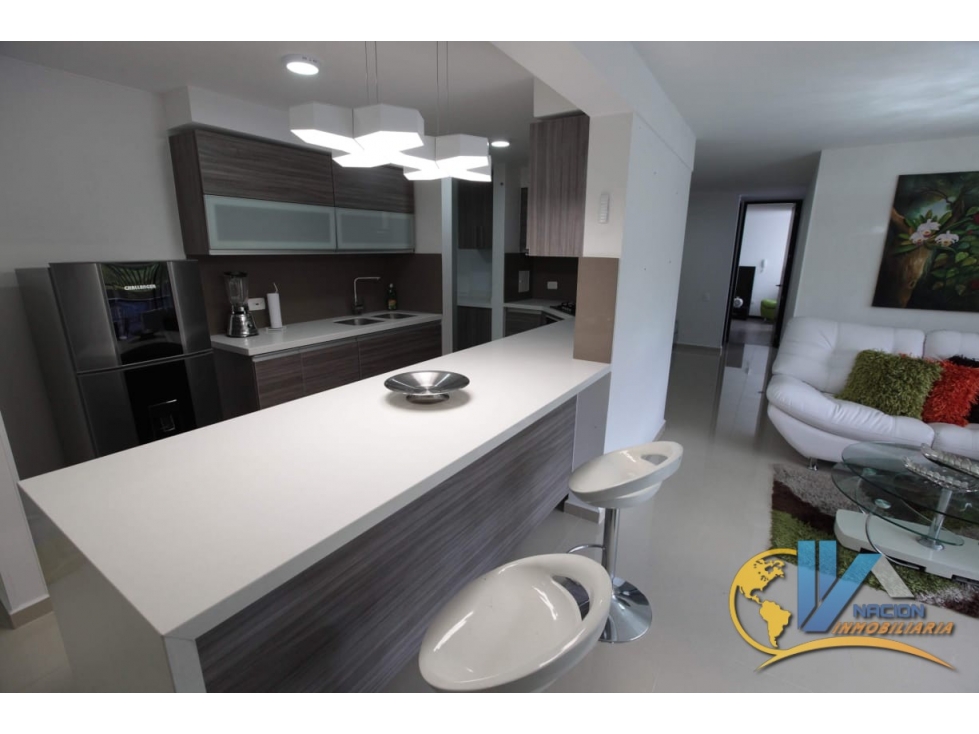 SE VENDE HERMOSO Y AMPLIO APTO EN COLINA DEL HATO