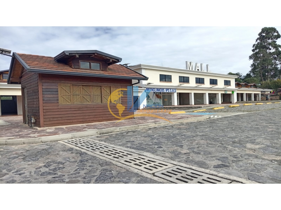 LOCAL EN ARRIENDO # 13 EN PARQUE MESA MALL - 2