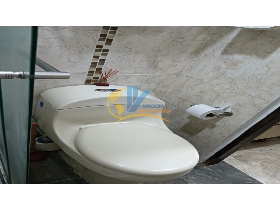 SE VENDE CASA EN EL POBLADO/ GIRON — foto 3