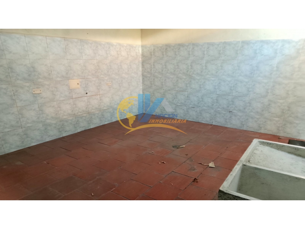SE ARRIENDA CASA COMERCIAL EN FLORIDABLANCA — foto 4