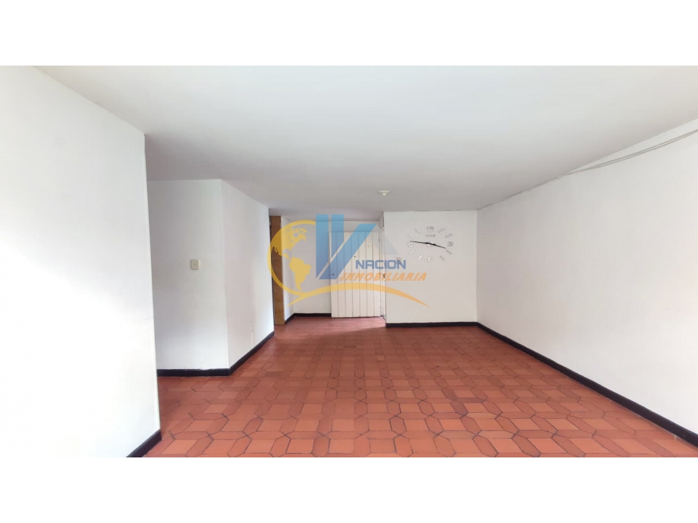 SE ARRIENDA / VENDE APTO EN BUCARICA — foto 2