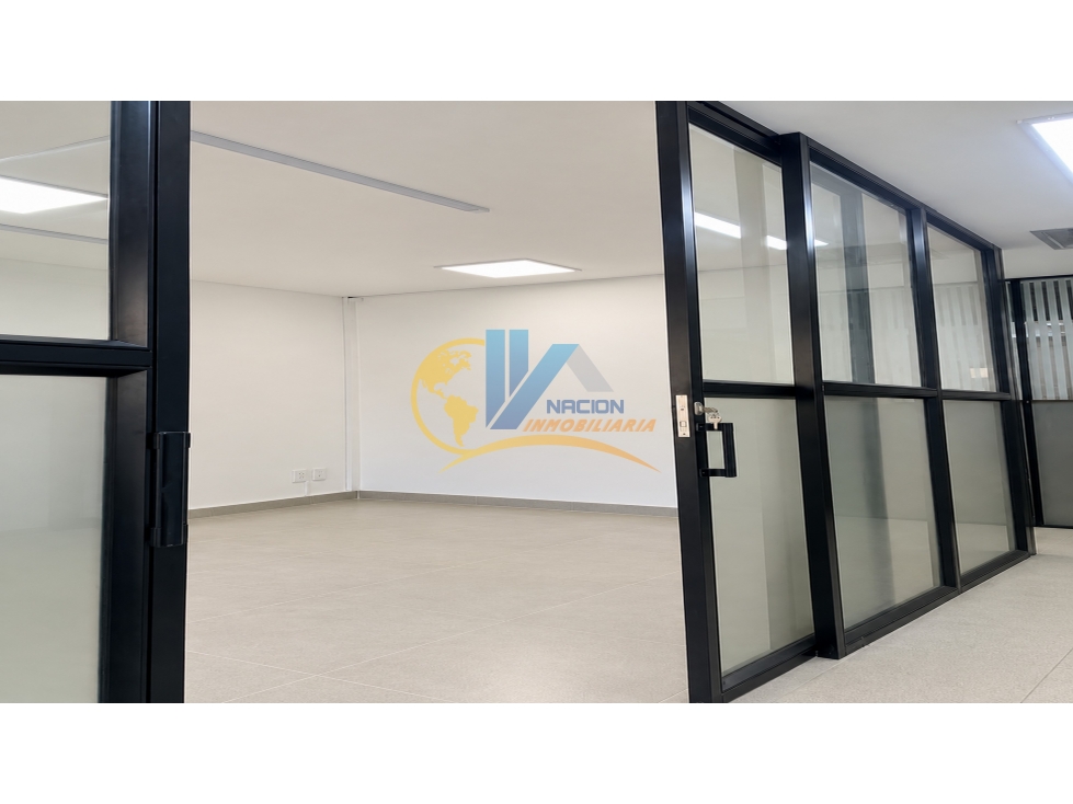 SE VENDE OFICINA EN CENTRO DE BUCARAMANGA - 1