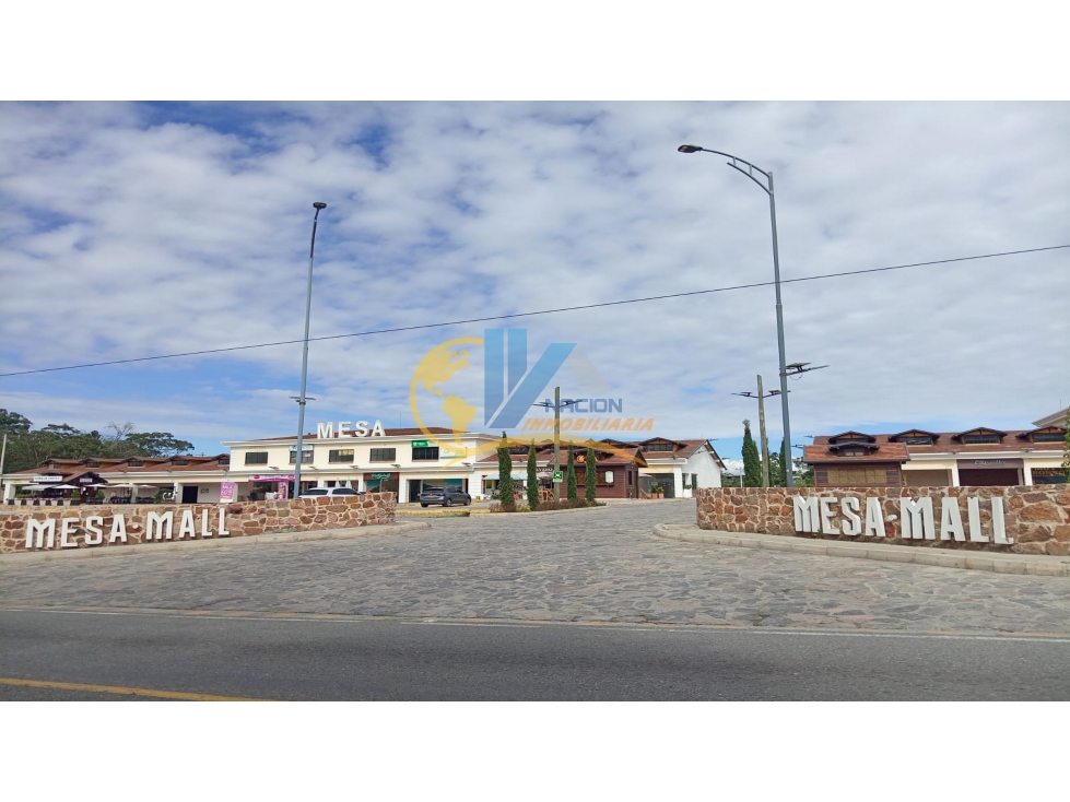 LOCAL EN ARRIENDO # 13 EN PARQUE MESA MALL - 1