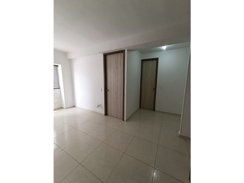 SE ARRIENDA MAGNIFICO APARTAMENTO EN COMUNEROS /ATIKO. — foto 6
