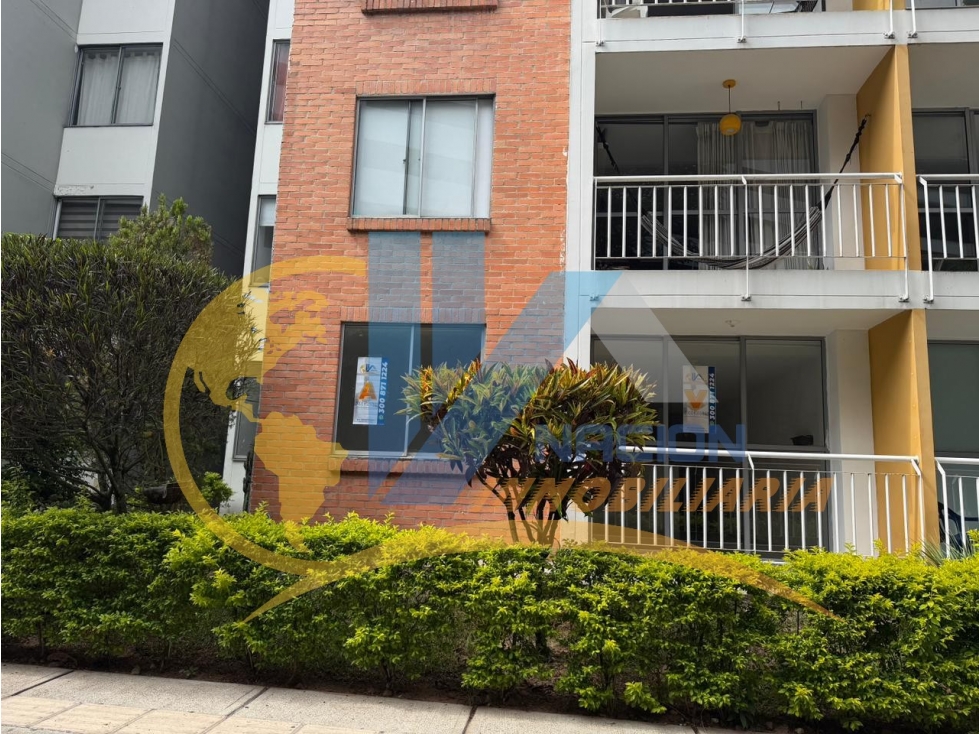SE ARRIENDA O VENDE APTO EN EL CONJ RESERVA DE LA LOMA PIEDECUESTA - 3
