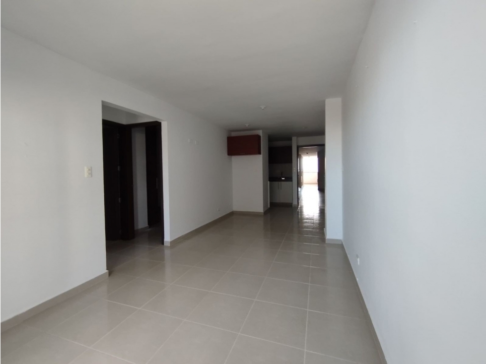 SE VENDE HERMOSO Y AMPLIO APARTAMENTO EN TORRE BARUKA — foto 4