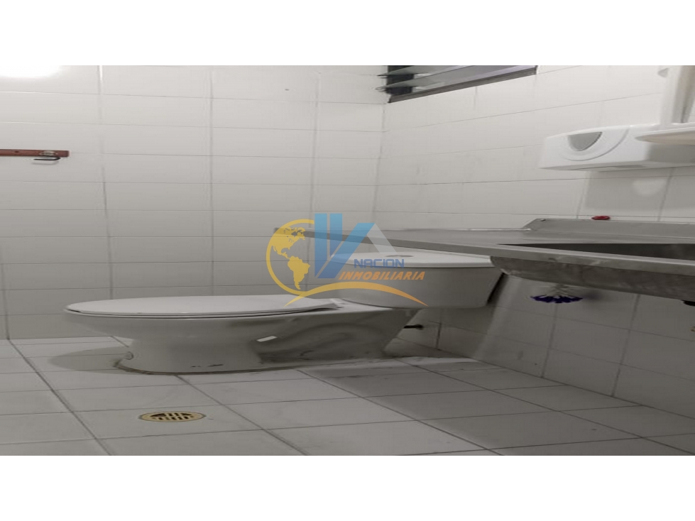 SE VENDE OFICINA EN CENTRO DE BUCARAMANGA - 4