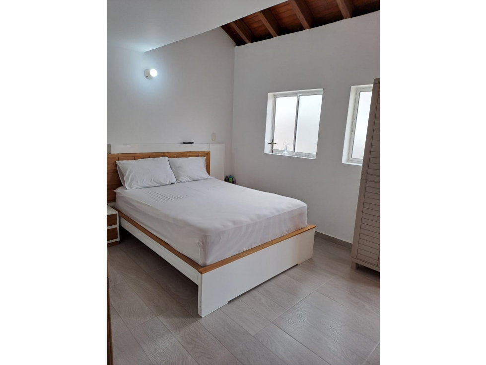 SE VENDE HERMOSA CASA EN PRADOS LAURENTIA/FLORIDABLANCA - 3