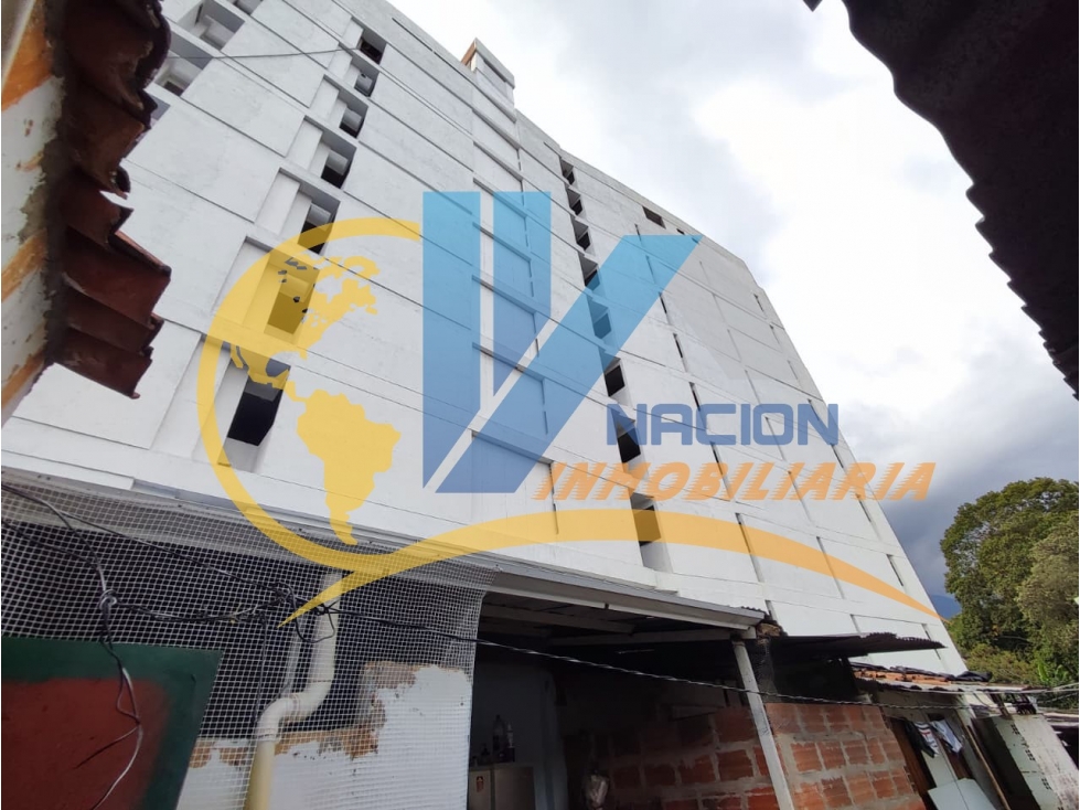 SE VENDE CASA EN EL CASCO ANTIGUO/FLORIDABLANCA — foto 2