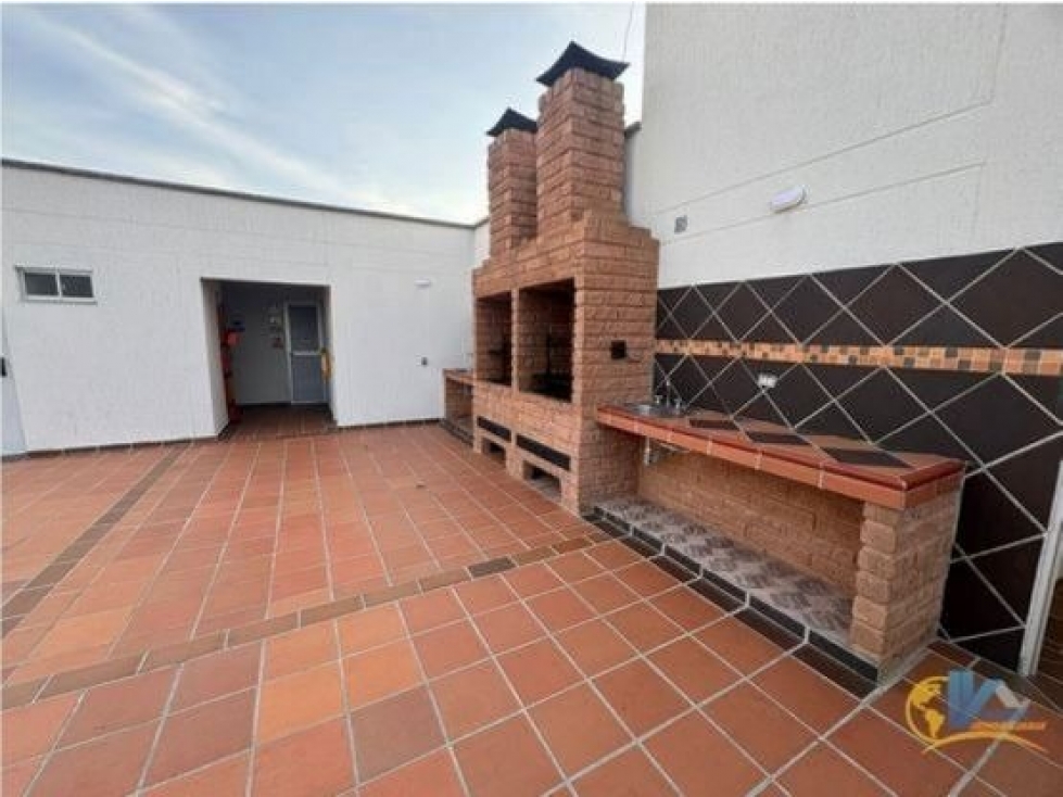 SE ARRIENDA MAGNIFICO APARTAMENTO EN COMUNEROS /ATIKO. — foto 4