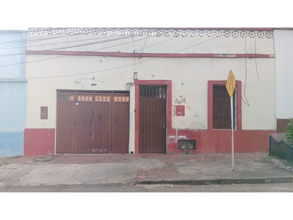 SE ARRIENDA O SE VENDE AMPLIA CASA EN REAL DE MINAS — foto 2