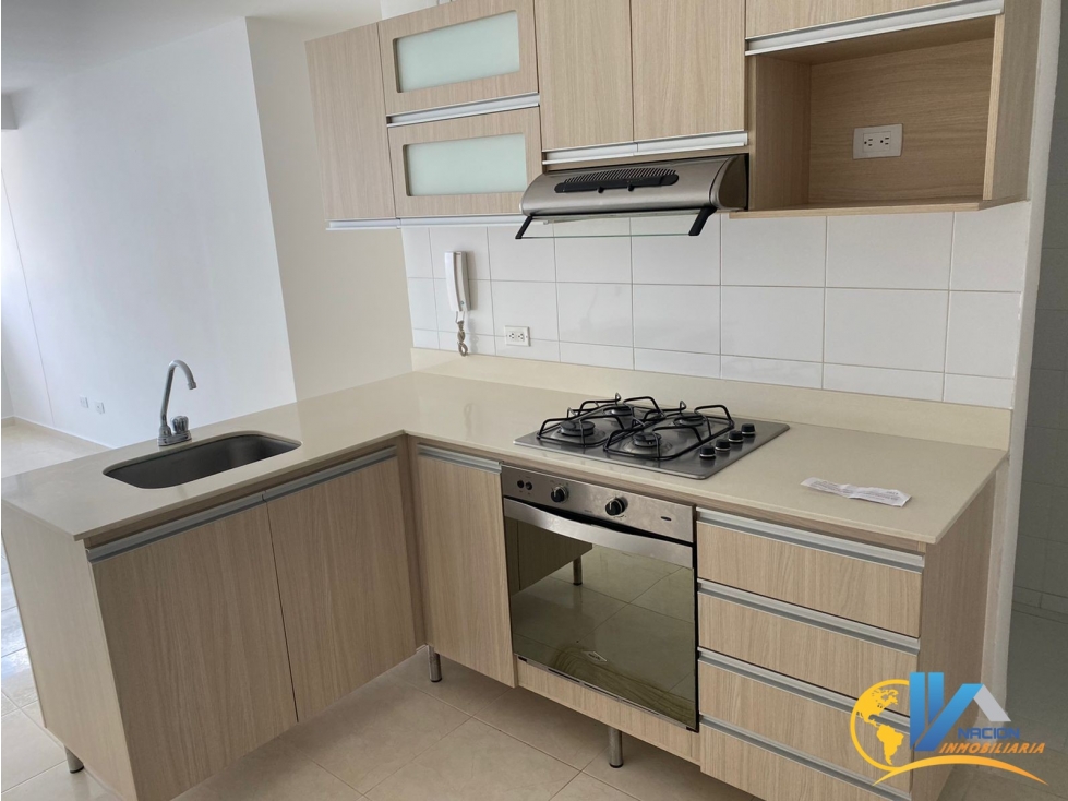 SE ARRIENDA HERMOSO APARTAMENTO EN EL CONJUNTO RESIDENCIAL EL CIELO — foto 3