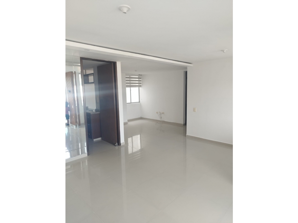 SE VENDE HERMOSO APARTAMENTO EN COLINA VERSALLES — foto 4