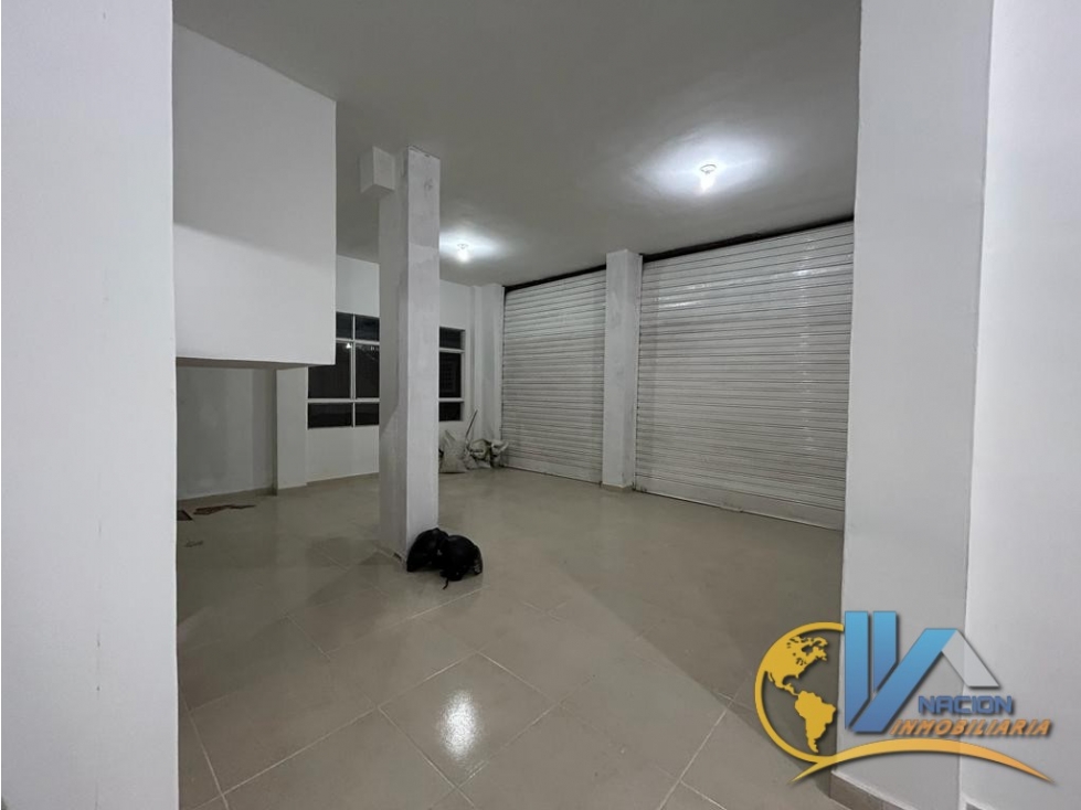 SE VENDE EXCELENTE LOCAL EN QUINTAS DE SAN ISIDRO/GIRÓN - 2