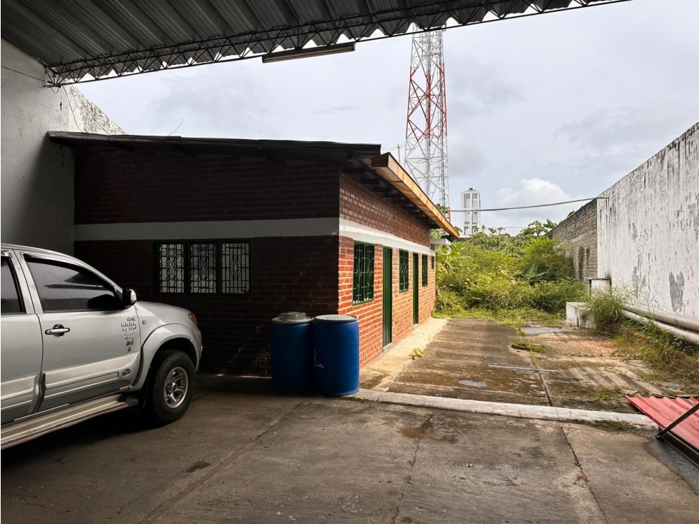 SE VENDE MAGNIFICO LOTE CON BODEGA EN SAN MARTIN CESAR. - 4