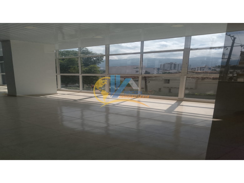 SE ARRIENDA LOCAL EN PALMERAS DE FONTANA/FLORIDABLANCA - 2